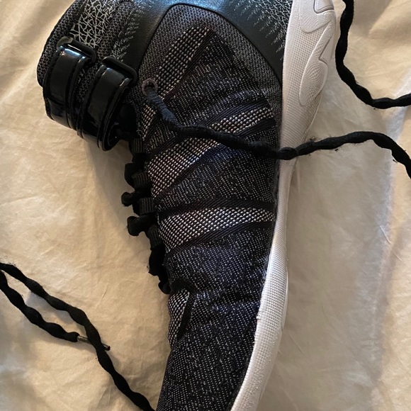 nfinity cheer high tops